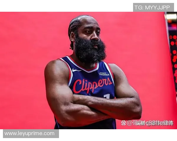 哈登半场表现出色10投6中砍下并列最高16分三分球命中率高达60无失误 哈登半场表现出色10投6中砍下并列最高16分三分球命中率高达60无失误