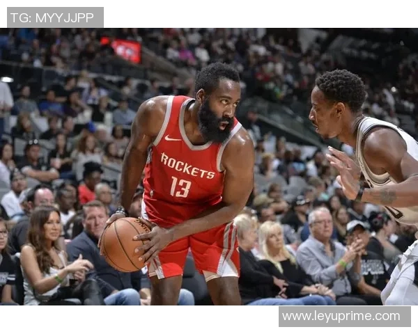 吉乌因主动沟通马雷斯卡获得理解与鼓励以争取更多比赛机会 吉乌因主动沟通马雷斯卡获得理解与鼓励以争取更多比赛机会